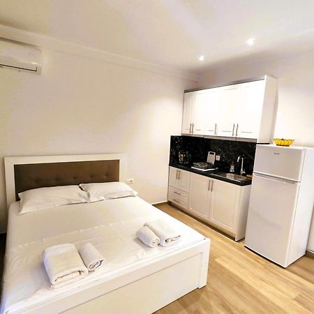 Hola Rooms Ksamil Luaran gambar